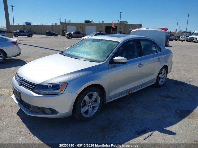 3VWD07AJXEM397364 Volkswagen Jetta 1.8 Tsi