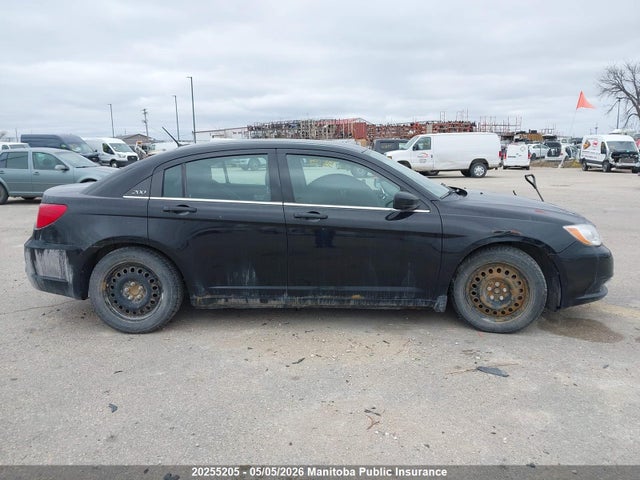 Продажа на аукционе авто 2013 Chrysler 200 Lx, vin: 1C3CCBAB6DN569688, номер лота: 20255205