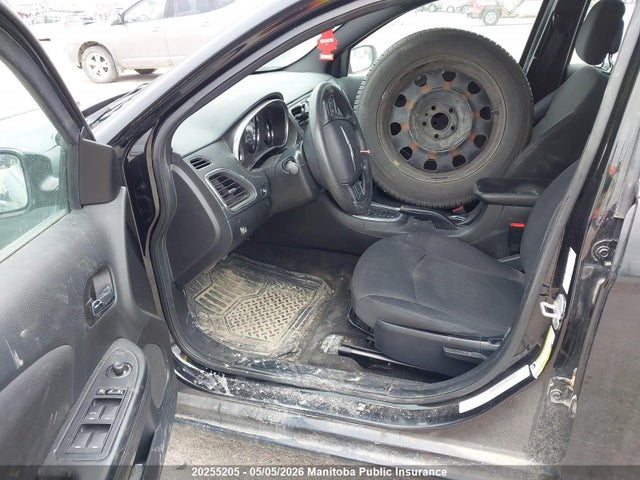 Продажа на аукционе авто 2013 Chrysler 200 Lx, vin: 1C3CCBAB6DN569688, номер лота: 20255205