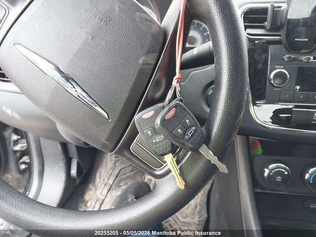Продажа на аукционе авто 2013 Chrysler 200 Lx, vin: 1C3CCBAB6DN569688, номер лота: 20255205