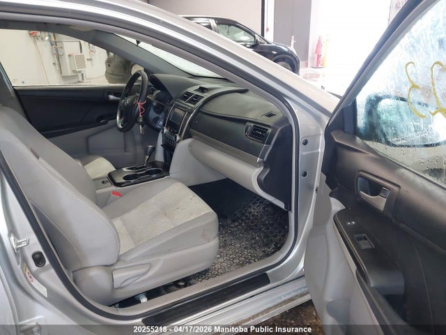 20255218 :رقم المزاد ، 4T1BF1FK5CU174192 vin ، 2012 Toyota Camry Le مزاد بيع