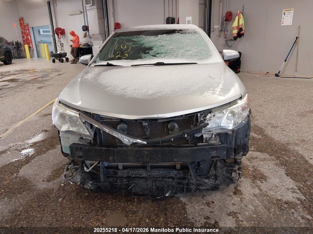 20255218 :رقم المزاد ، 4T1BF1FK5CU174192 vin ، 2012 Toyota Camry Le مزاد بيع