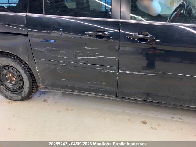 20255242 :رقم المزاد ، 5FNRL38657B504726 vin ، 2007 Honda Odyssey Ex مزاد بيع