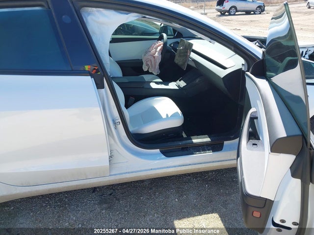 2024 Tesla Model 3 Long Range 75d მანქანა იყიდება აუქციონზე, vin: LRW3E7EB2RC135992, აუქციონის ნომერი: 20255267