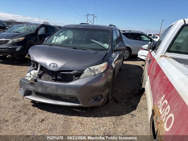 2011 Toyota Sienna Le V6 Le V6 მანქანა იყიდება აუქციონზე, vin: 5TDKK3DC0BS074706, აუქციონის ნომერი: 20255278