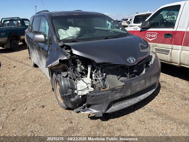 2011 Toyota Sienna Le V6 Le V6 მანქანა იყიდება აუქციონზე, vin: 5TDKK3DC0BS074706, აუქციონის ნომერი: 20255278