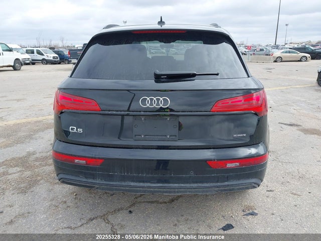 WA1ABAFY0R2151630 Audi Q5 Komfort 40 2.0 Tfsi