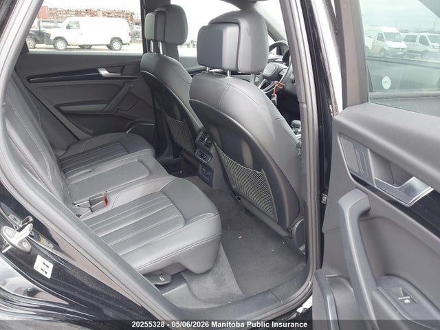 WA1ABAFY0R2151630 Audi Q5 Komfort 40 2.0 Tfsi