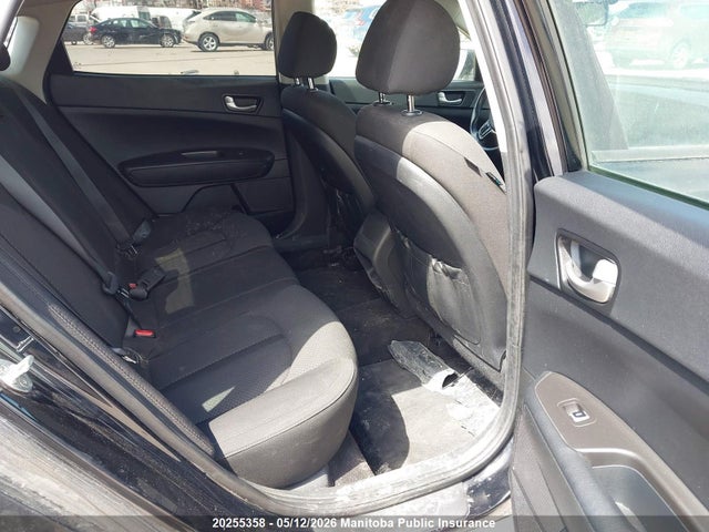 5XXGT4L34JG250490 KIA Optima Lx