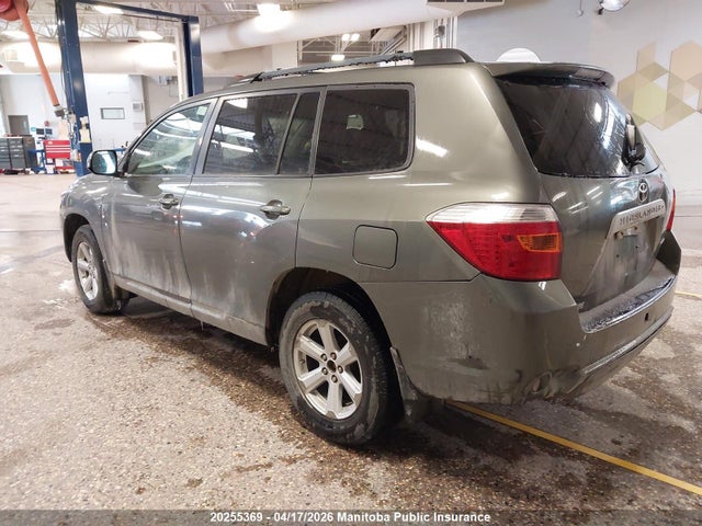 2010 Toyota Highlander V6 მანქანა იყიდება აუქციონზე, vin: 5TDJK3EH1AS012929, აუქციონის ნომერი: 20255369