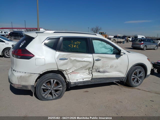 2020 Nissan Rogue Sv მანქანა იყიდება აუქციონზე, vin: 5N1AT2MV3LC783441, აუქციონის ნომერი: 20255382