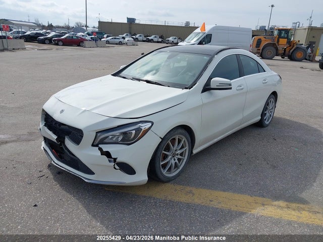 2018 Mercedes Benz Cla250 4matic მანქანა იყიდება აუქციონზე, vin: WDDSJ4GB0JN559403, აუქციონის ნომერი: 20255429