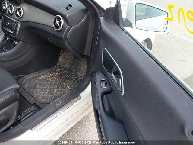 2018 Mercedes Benz Cla250 4matic მანქანა იყიდება აუქციონზე, vin: WDDSJ4GB0JN559403, აუქციონის ნომერი: 20255429