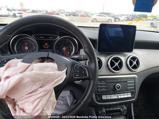 2018 Mercedes Benz Cla250 4matic მანქანა იყიდება აუქციონზე, vin: WDDSJ4GB0JN559403, აუქციონის ნომერი: 20255429