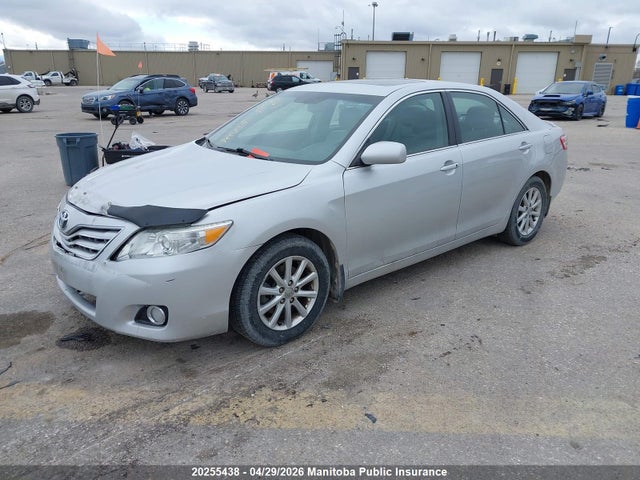 2011 Toyota Camry Xle მანქანა იყიდება აუქციონზე, vin: 4T1BF3EK1BU217311, აუქციონის ნომერი: 20255438