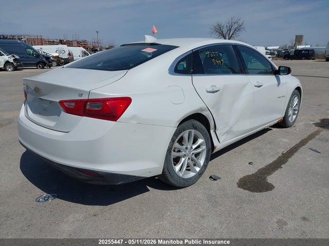 1G1ZE5STXHF160062 Chevrolet MALIBU LT