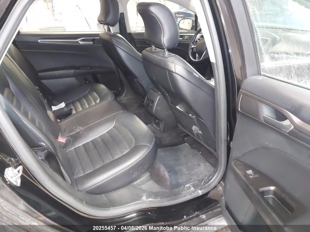 3FA6P0T98HR261216 Ford FUSION SE