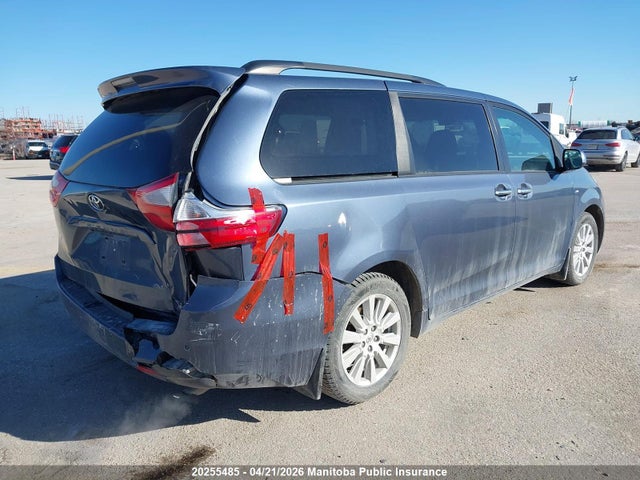20255485 :رقم المزاد ، 5TDDZ3DC9HS156298 vin ، 2017 Toyota Sienna Xle V6 مزاد بيع