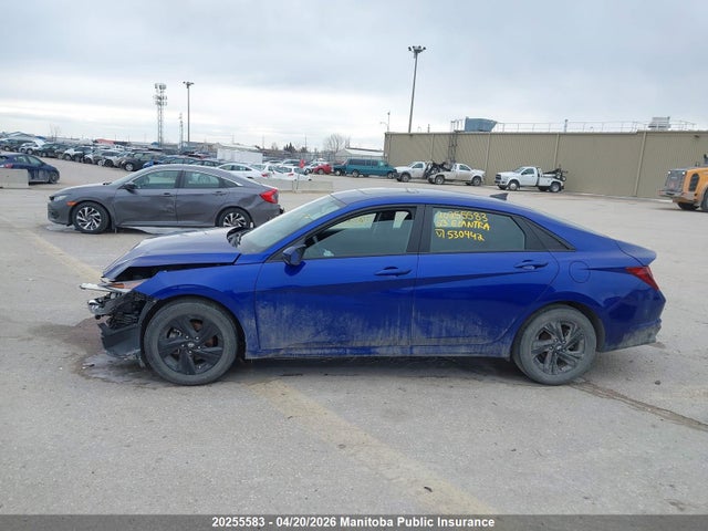 KMHLM4AG2PU530442 Hyundai ELANTRA SEL