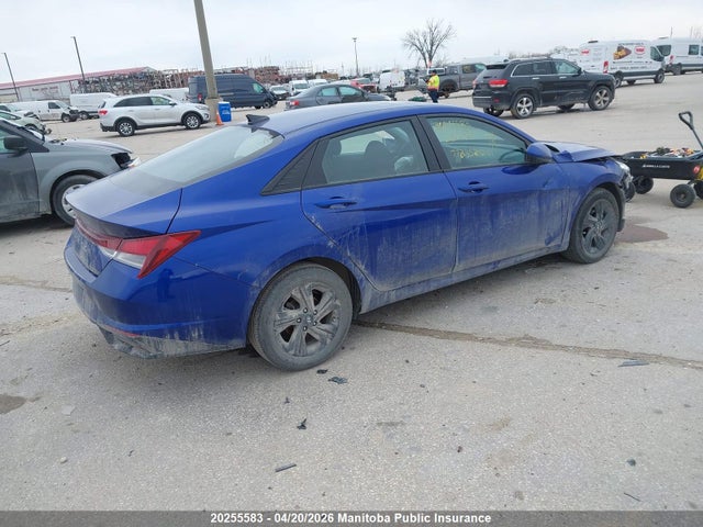 KMHLM4AG2PU530442 Hyundai ELANTRA SEL