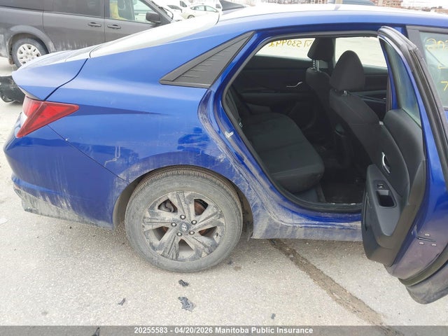 KMHLM4AG2PU530442 Hyundai ELANTRA SEL