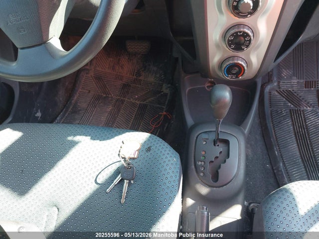 20255596 :رقم المزاد ، JTDKT923265011704 vin ، 2006 Toyota Yaris Le مزاد بيع