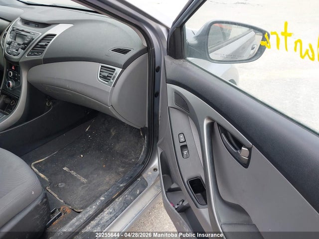 Продаж на аукціоні авто 2015 Hyundai Elantra Gl, vin: 5NPDH4AE8FH557777, номер лоту: 20255644