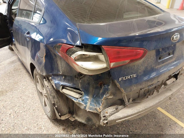 20255652 :رقم المزاد ، 3KPFL4A79JE210934 vin ، 2018 Kia Forte Lx مزاد بيع