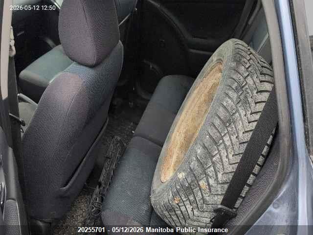 20255701 :رقم المزاد ، 2T1KR32E86C620179 vin ، 2006 Toyota Matrix Xr مزاد بيع