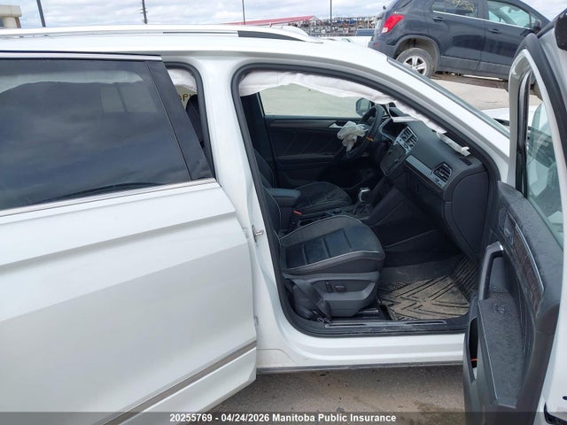Aukcja sprzedaży 2022 Volkswagen Tiguan High R-line 2.0 Tsi, vin: 3VV4B7AX8NM006196, numer aukcji: 20255769