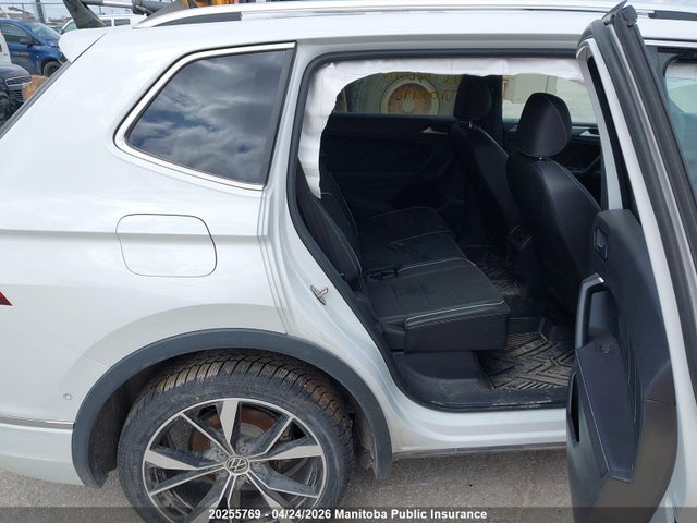 Aukcja sprzedaży 2022 Volkswagen Tiguan High R-line 2.0 Tsi, vin: 3VV4B7AX8NM006196, numer aukcji: 20255769