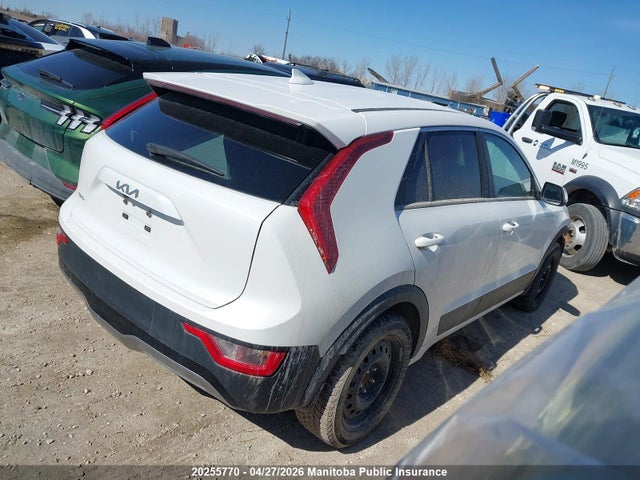 KNDCP3L10P5057391 KIA Niro Ev Premium