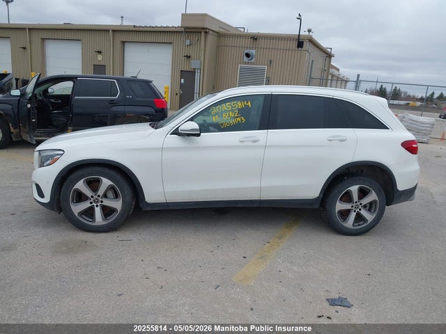 20255814 :رقم المزاد ، WDC0G4KBXJV031093 vin ، 2018 Mercedes Benz Glc300 مزاد بيع