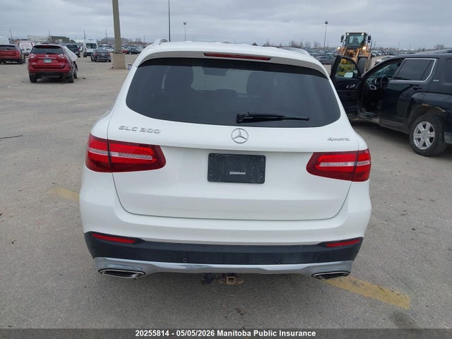 20255814 :رقم المزاد ، WDC0G4KBXJV031093 vin ، 2018 Mercedes Benz Glc300 مزاد بيع