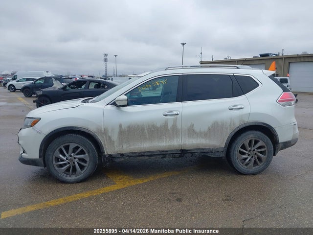 20255895 :رقم المزاد ، 5N1AT2MV3FC912833 vin ، 2015 Nissan Rogue Sl مزاد بيع