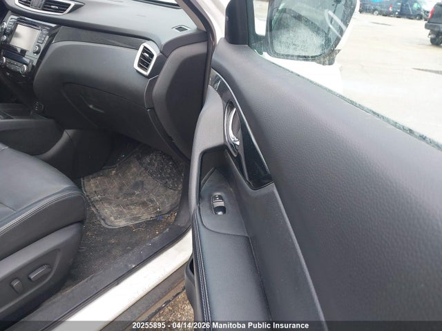 20255895 :رقم المزاد ، 5N1AT2MV3FC912833 vin ، 2015 Nissan Rogue Sl مزاد بيع