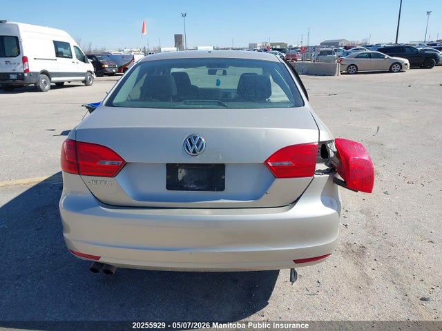 2013 Volkswagen Jetta 2.0 მანქანა იყიდება აუქციონზე, vin: 3VW2K7AJ1DM308605, აუქციონის ნომერი: 20255929