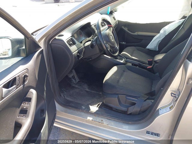2013 Volkswagen Jetta 2.0 მანქანა იყიდება აუქციონზე, vin: 3VW2K7AJ1DM308605, აუქციონის ნომერი: 20255929