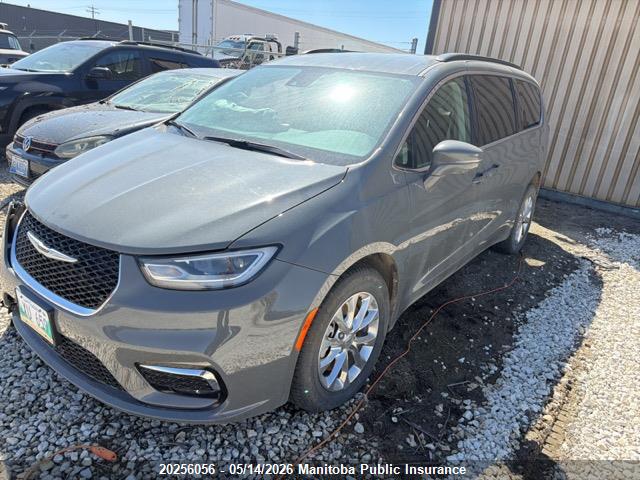 20256056 :رقم المزاد ، 2C4RC3BGXNR214100 vin ، 2022 Chrysler Pacifica Touring-l مزاد بيع