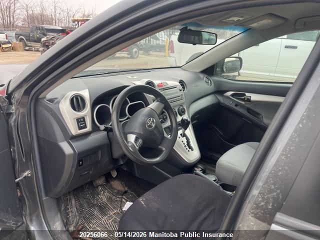 20256066 :رقم المزاد ، 2T1KU4EE9BC687402 vin ، 2011 Toyota Matrix مزاد بيع
