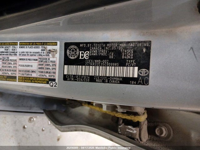 2005 Toyota Matrix Xr მანქანა იყიდება აუქციონზე, vin: 2T1KR32E35C909985, აუქციონის ნომერი: 20256089