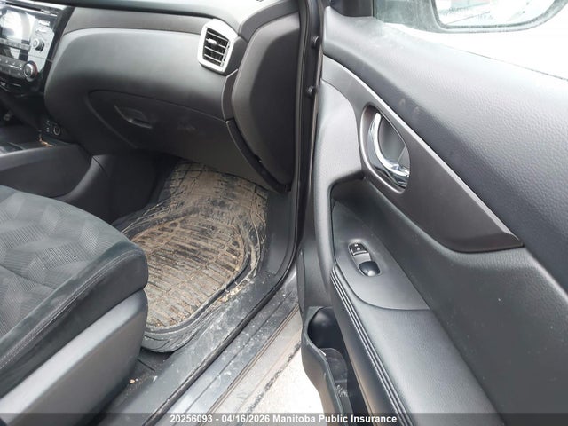 5N1AT2MV9GC775107 Nissan ROGUE S