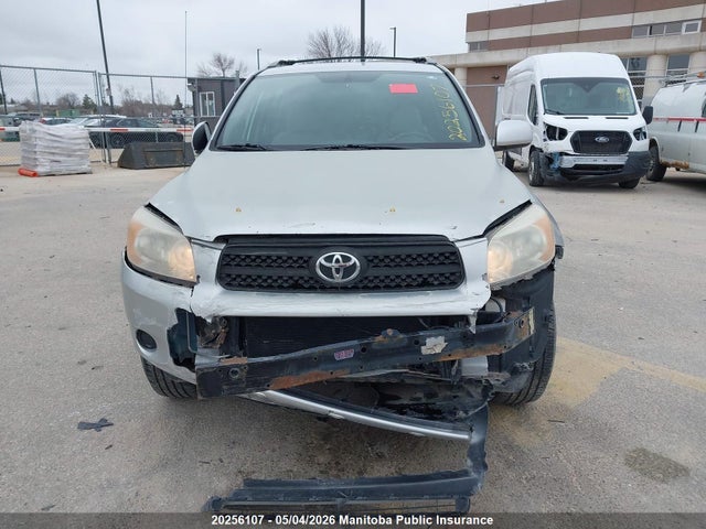 2007 Toyota Rav4 მანქანა იყიდება აუქციონზე, vin: JTMBD33VX75056210, აუქციონის ნომერი: 20256107
