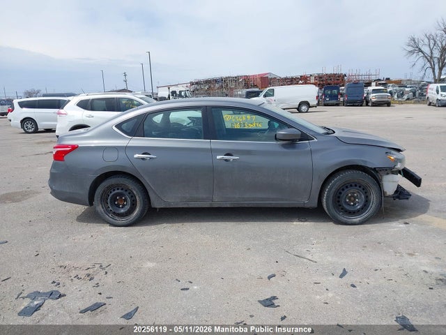 Продажа на аукционе авто 2016 Nissan Sentra S/sv/sr/sl, vin: 3N1AB7APXGL636847, номер лота: 20256119