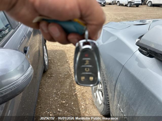 20256132 :رقم المزاد ، 3GNAXUEV8NL272227 vin ، 2022 Chevrolet Equinox Lt مزاد بيع