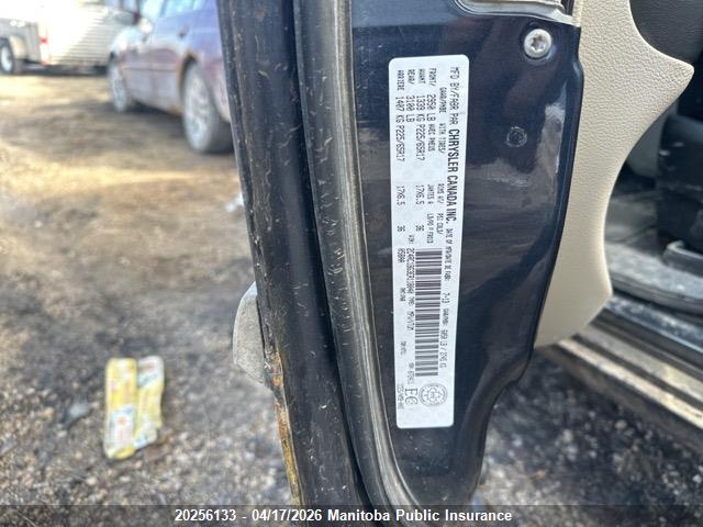 20256133 :رقم المزاد ، 2C4RC1BG3ER118040 vin ، 2014 Chrysler Town & Country Touring مزاد بيع