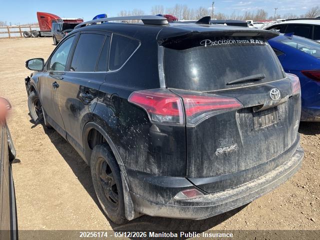 20256174 :رقم المزاد ، 2T3BFREV2JW817029 vin ، 2018 Toyota Rav4 Le مزاد بيع
