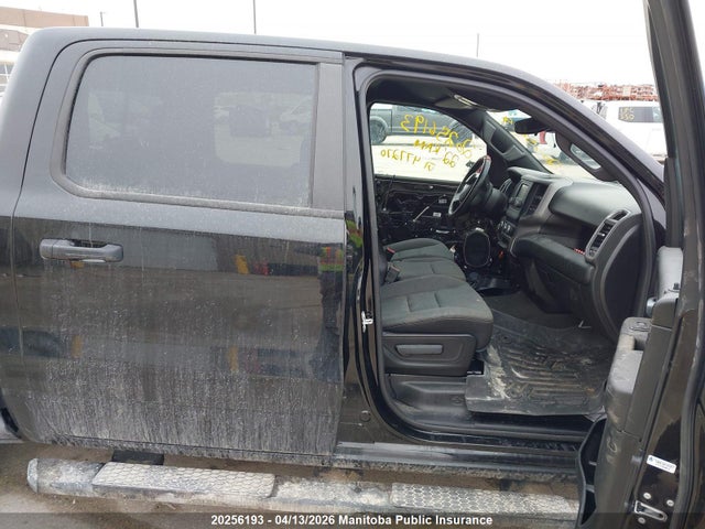 1C6RRFGG5NN477270 Dodge Ram 1500 Tradesman Crew Cab