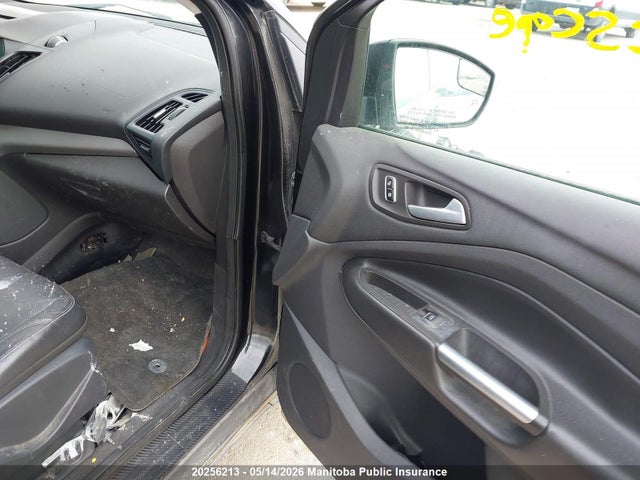 1FMCU9G93EUB74103 Ford ESCAPE SE