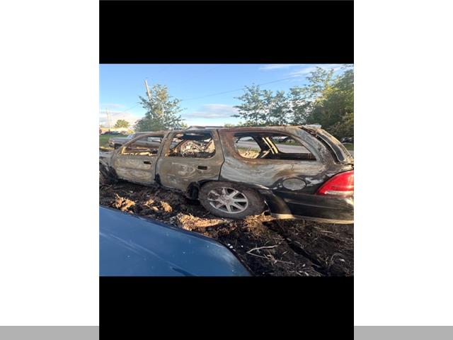 20256225 :رقم المزاد ، 5GADT13S242441460 vin ، 2004 Buick Rainier Cxl مزاد بيع